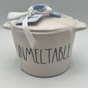 Rae Dunn Disney Frozen Olaf Snowman UNMELTABLE Small Baking Dish NEW